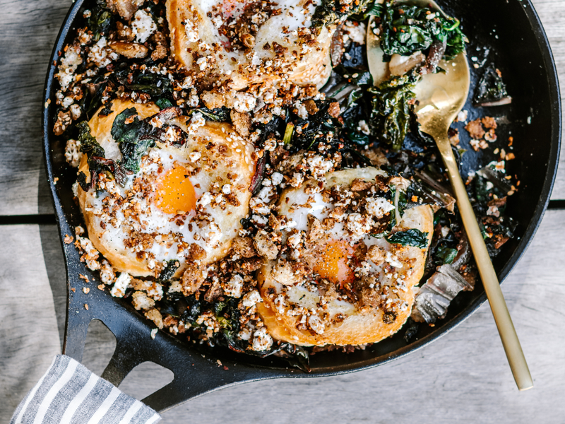 One Pan Dukkah Baked Egg Buns